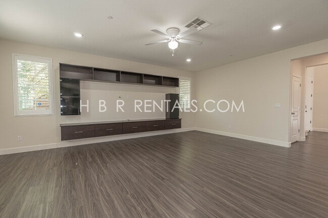 Photo - 1496 Dairy Dr