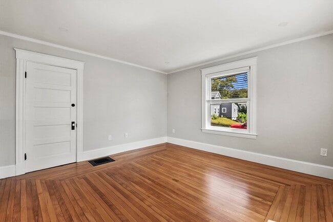 Photo - 10 Cain Ave Unit 10