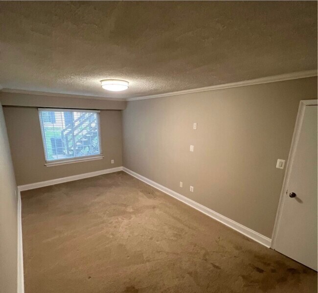 Master bedroom - 25210 Tralee Ct Unit #V