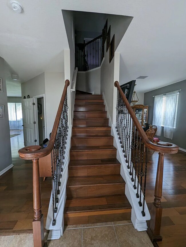 Photo - 5731 white Trillium Loop