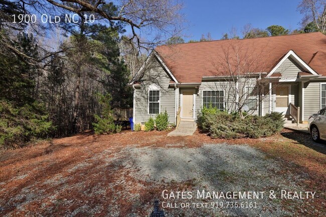 Cute Duplex unit on Old NC10 in Hillsborough - Cute Duplex unit on Old NC10 in Hillsborough Apartment