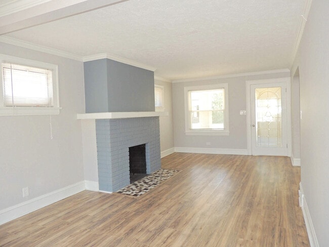 Photo - 3 Bed - 1.5 Bath Colonial for Rent