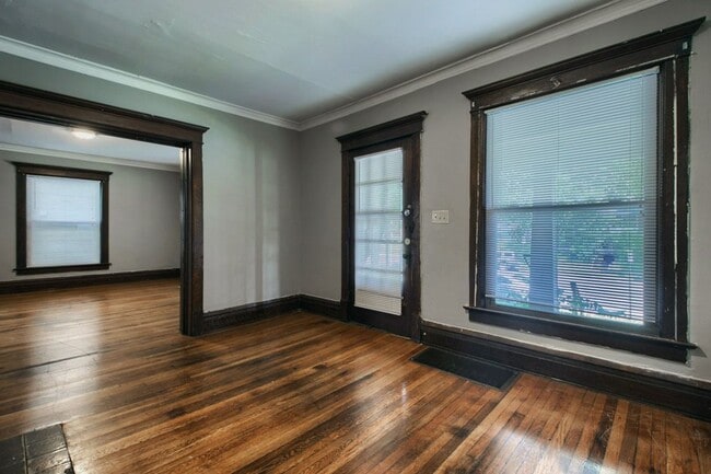 Photo - N 4th St 1885-1887 MLR Unit 1885-87