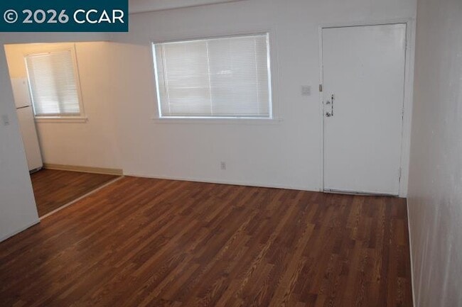 2515 Manchester Ave Unit 2
