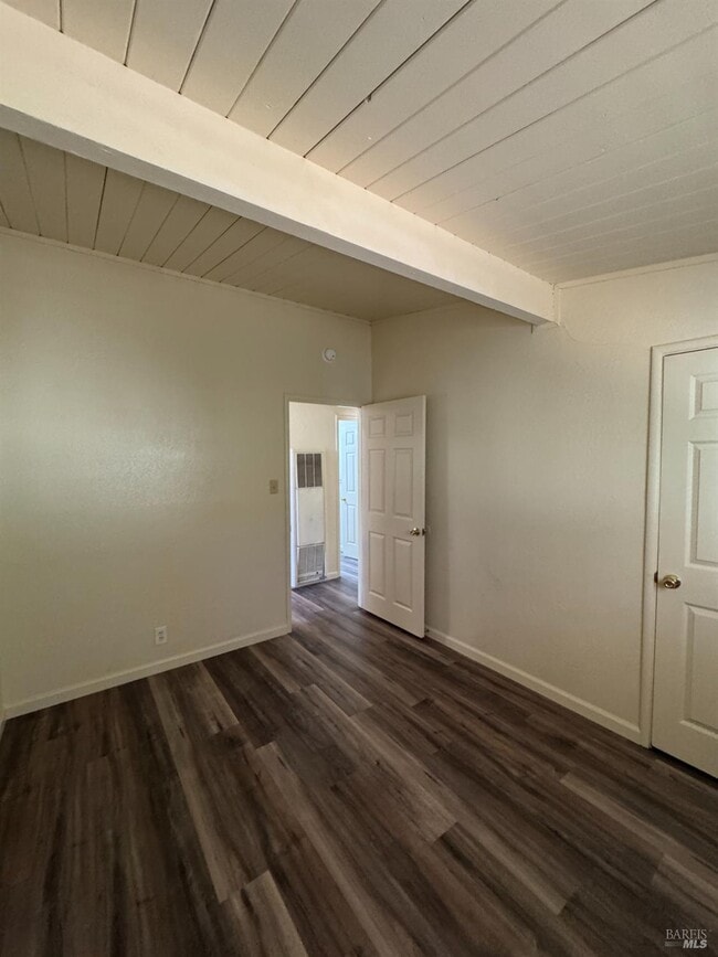 Photo - 313 Corkwood St