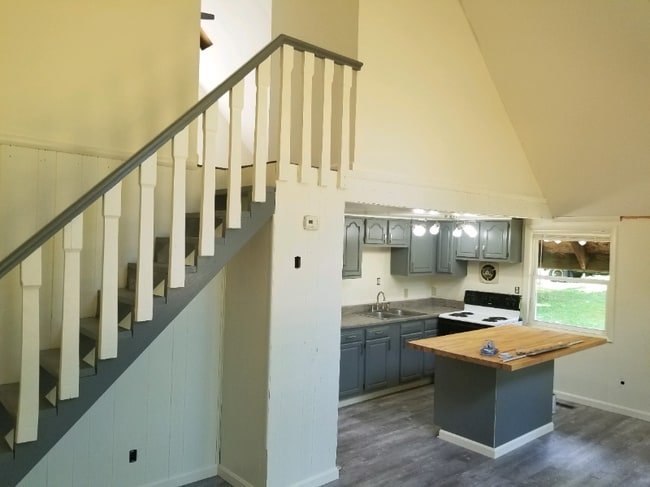 Photo - 208 Potomak Trail