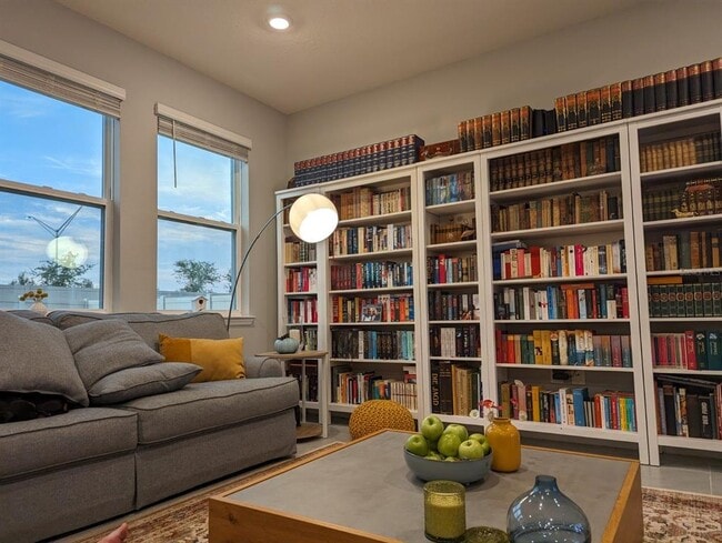 Photo - 5324 Grove Mill Loop