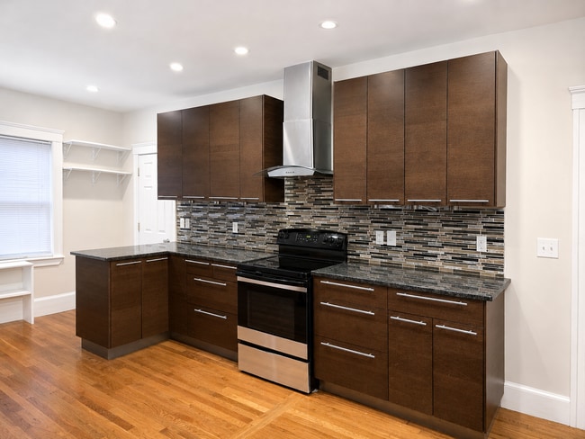 Photo - 13 Boscobel St