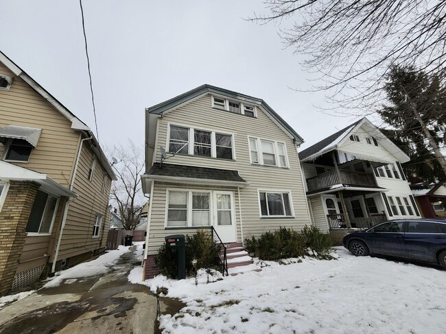 Building Photo - 3549 W 129th St Rental