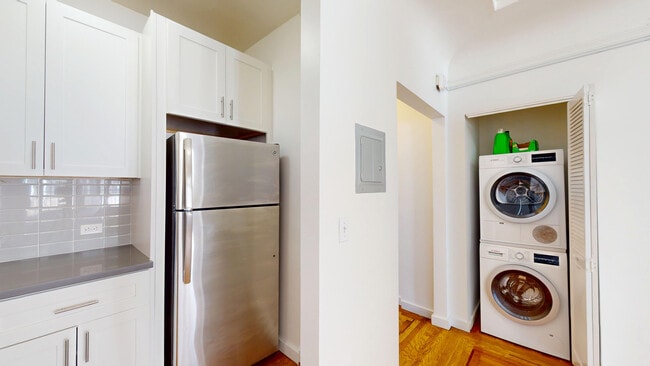 Photo - 940 Hayes St Unit 17