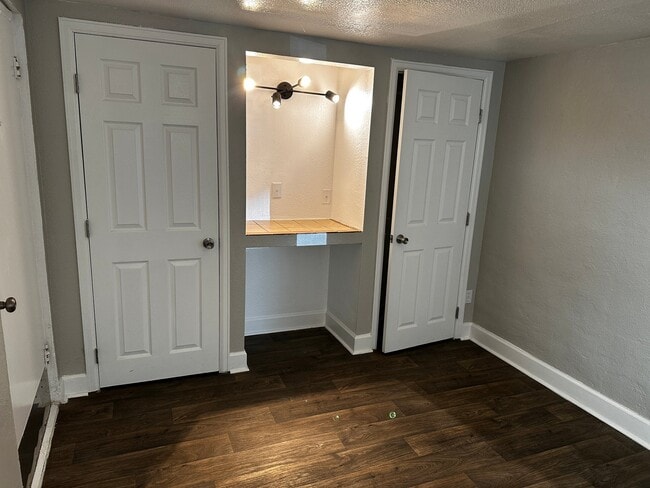 Photo - 4065 S Bannock St Unidad B