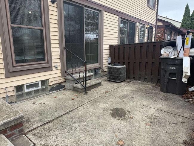 Photo - "2-Bed Condo Retreat in Clinton Township – Cozy Comfort Awaits!" Unit #125