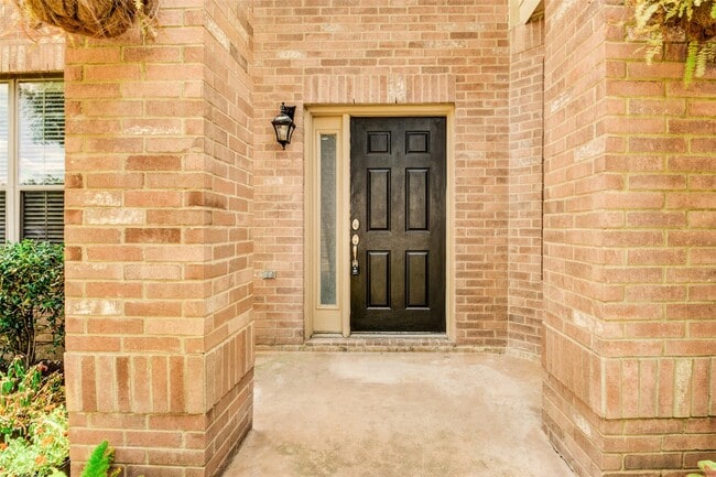 Photo - 21515 Pointed Oak Ln