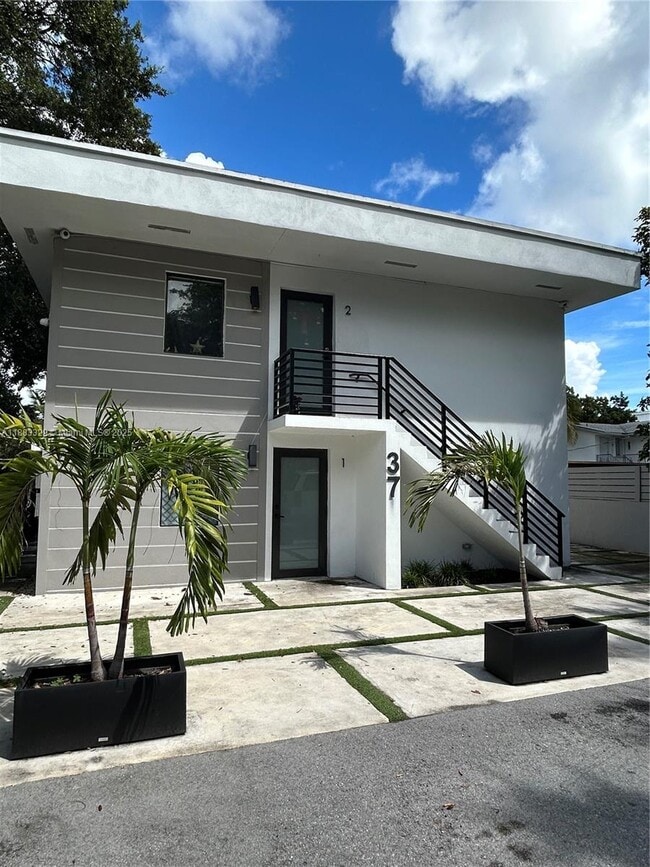 Photo - 37 NW 59th St Unit 1