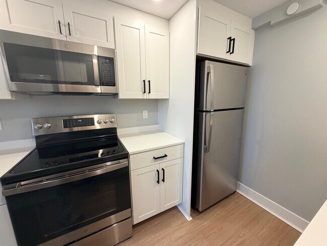 Photo - 196 Sherman St