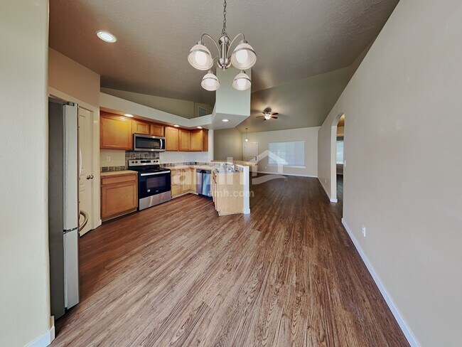 Photo - 1642 N Firebrick Dr