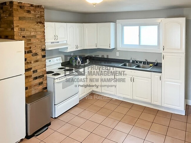 Building Photo - 53 Third Street Unit 53a