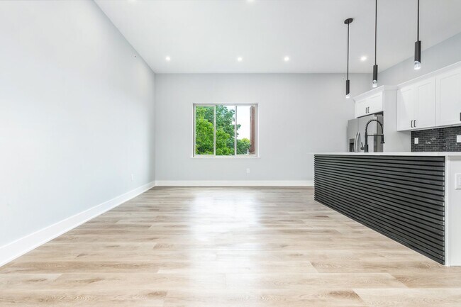 Photo - Brand New 2 Bedroom Apartment in Modern Bu... Unit Apt. 3