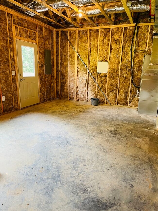 Photo - Like New Townhouse for Rent - END UNIT