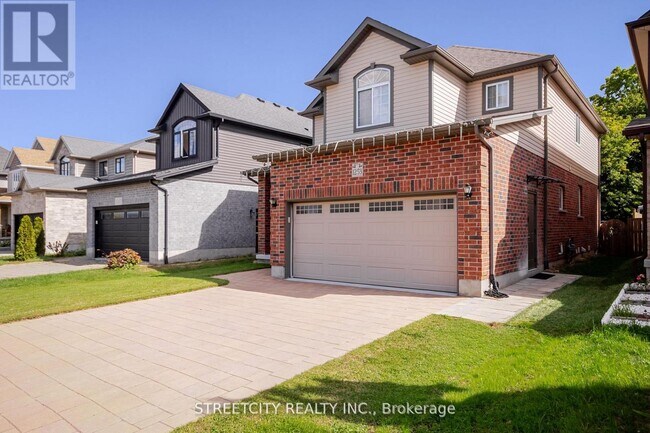 Photo - 1253 Howlett Cir