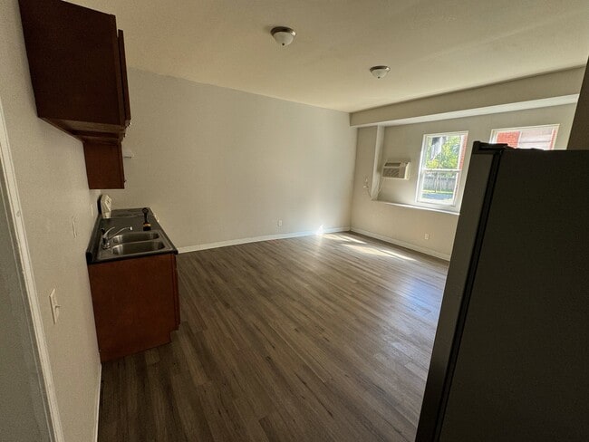 Photo - Roselawn Summit Apartments