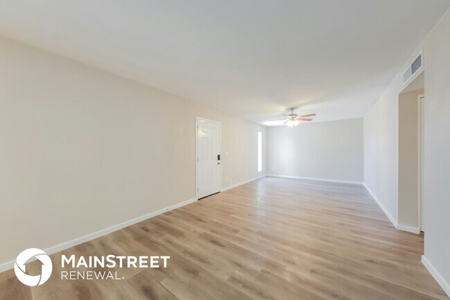 Photo - 4322 E Saint Catherine Ave