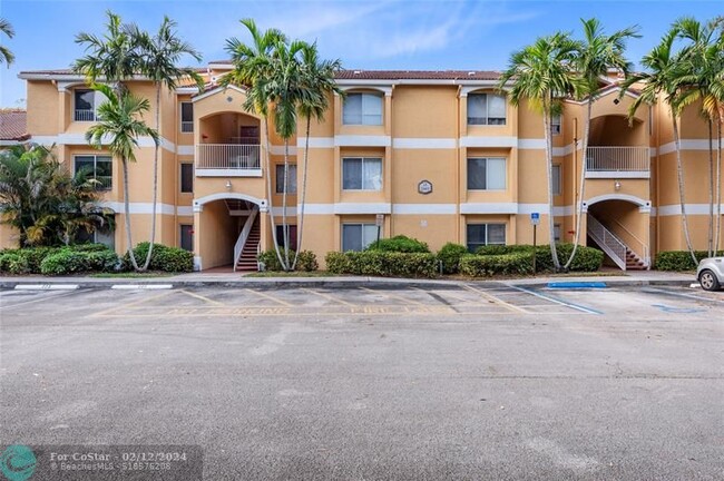 Photo - 2465 NW 33rd St Condominio Unidad 1507