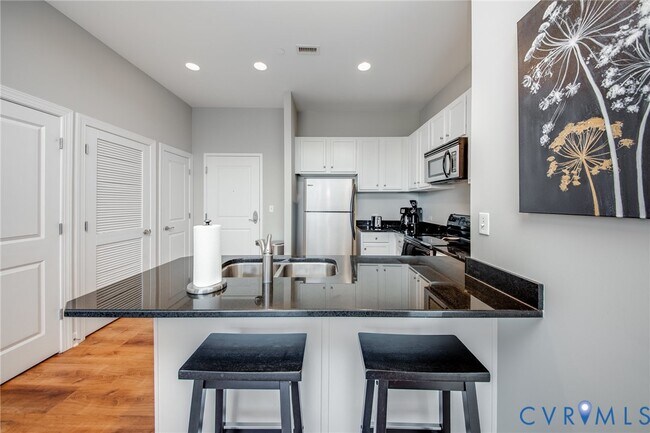 Photo - 1101 Haxall Point Unit 208