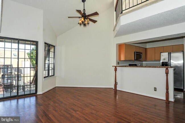 Photo - 6009 Curtier Dr Unit C