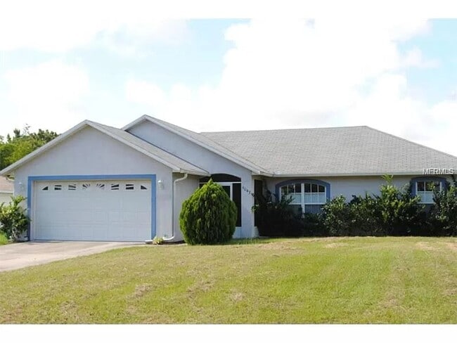 Building Photo - 3-Bedroom, 2-Bathroom Home in Kissimmee