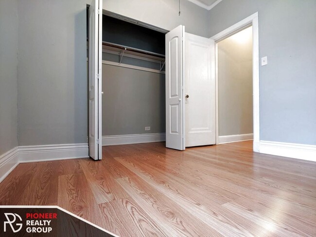 Photo - 3831 N Fremont St Unit 208
