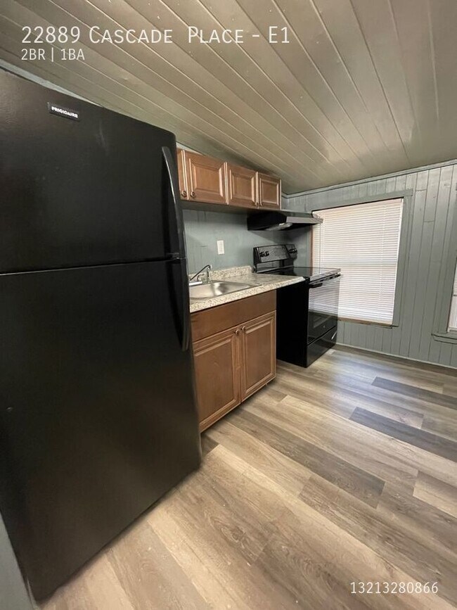 22889 Cascade Pl Unit E1
