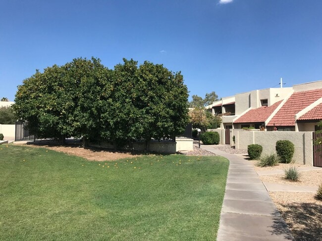 Photo - 2 bed + Bonus Room/Loft and 2 car garage