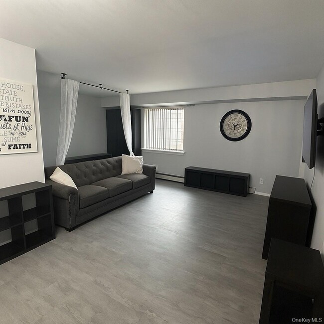 Photo - 13 Pinebrook Pl Unidad 13