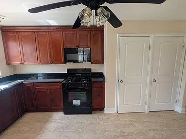 Photo - 5011 Warren Dr