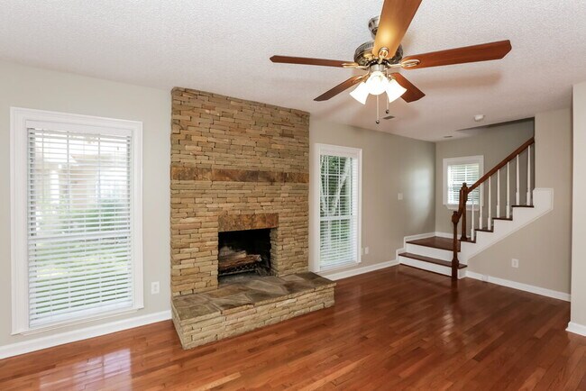 Photo - 3106 Wythe Ct