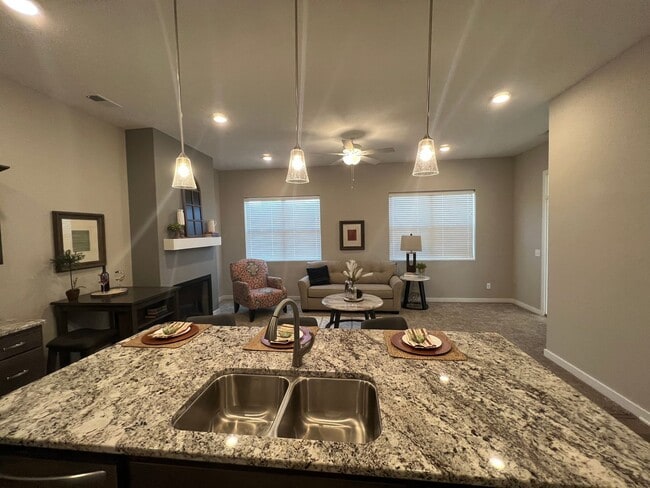 Photo - 1803 Hillcrest Dr Unit 1
