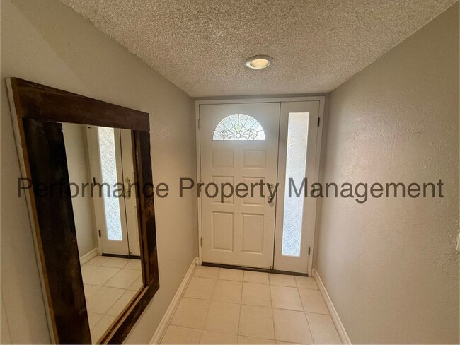 Photo - Stunning 3 Bed/2 Bath SW Bakersfield Home w/ RBP & $0 Deposit Option