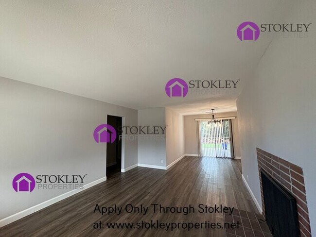 Photo - 1920 Encima Dr