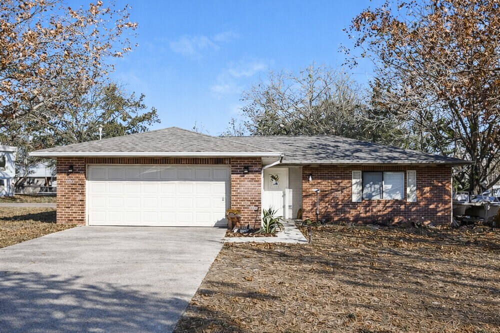 Photo - 1842 Giles St