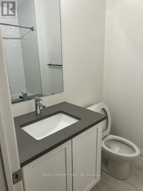 Photo - 831 Port Darlington Rd