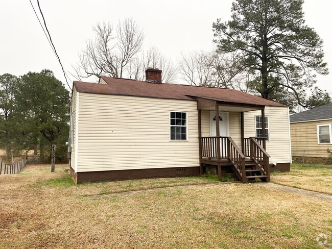 Building Photo - 83 Pelham Heights Rental