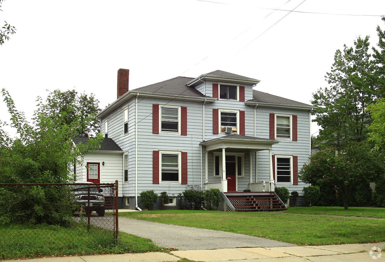 Photo - Heritage Apartments III