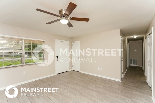 Photo - 1010 N Bracewell Dr