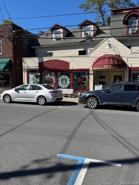 Building Photo - 282 Main St Unit 1