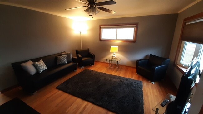 Photo - 5700 S Madeline Ave