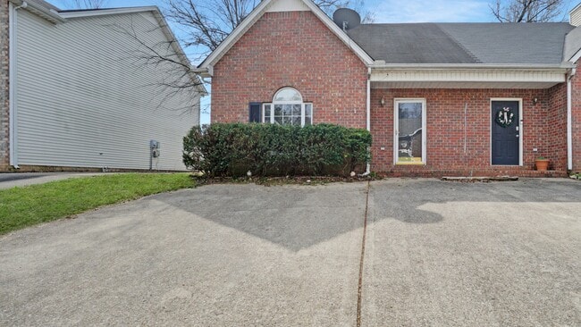 Photo - 1452 Middleborough Ct