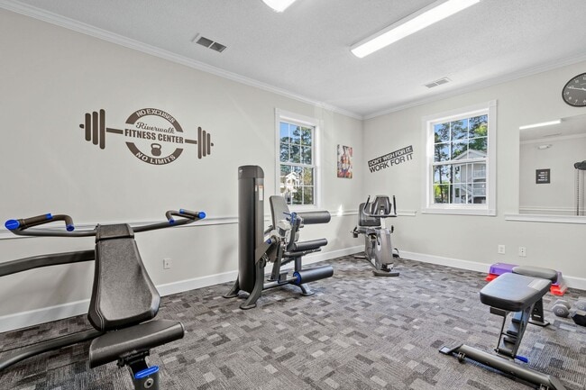 686 Riverwalk Dr