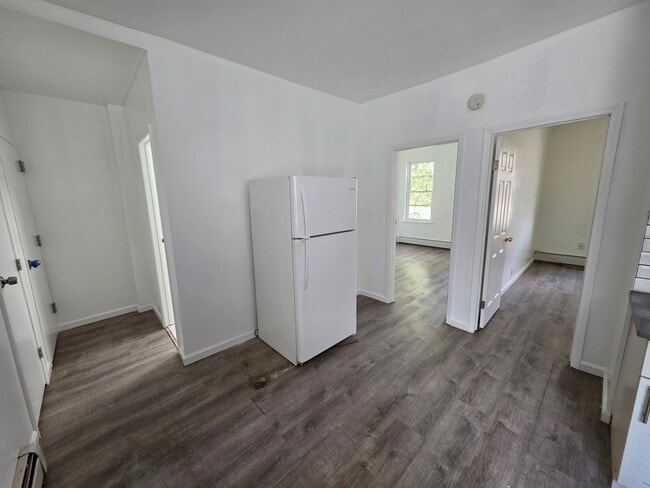 Photo - 18717 Linden Blvd