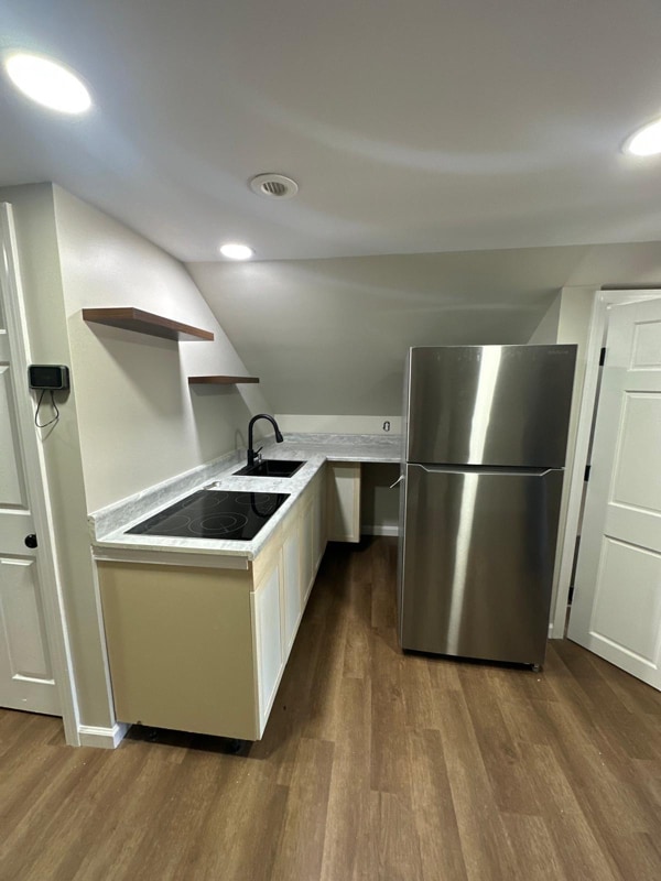 Building Photo - 0 Leah St Unit 3